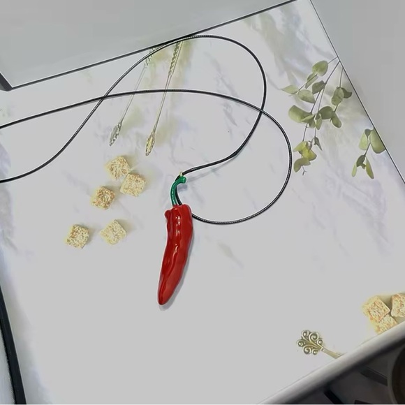 Red Pepper Pendant Long Rope Chain Necklace - Picture 2 of 3